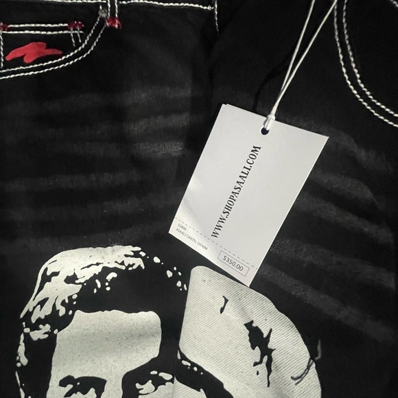 Asaali Jean Co. Graphic Tee - Picture 3 of 3